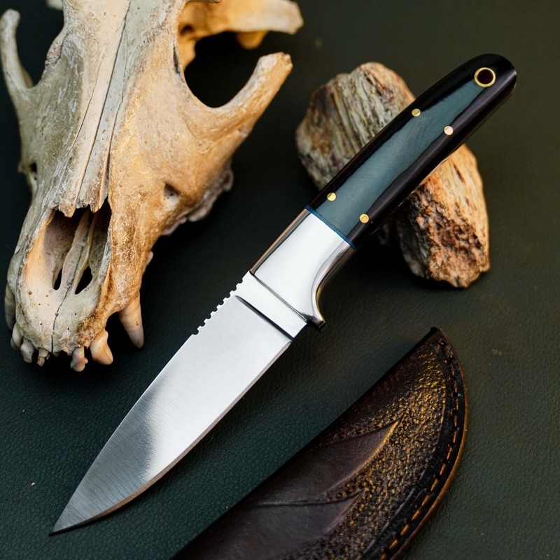7.7" inch D2 Steel Hunting Knife Full Tang Resin Handle Fixed Blade + Sheath