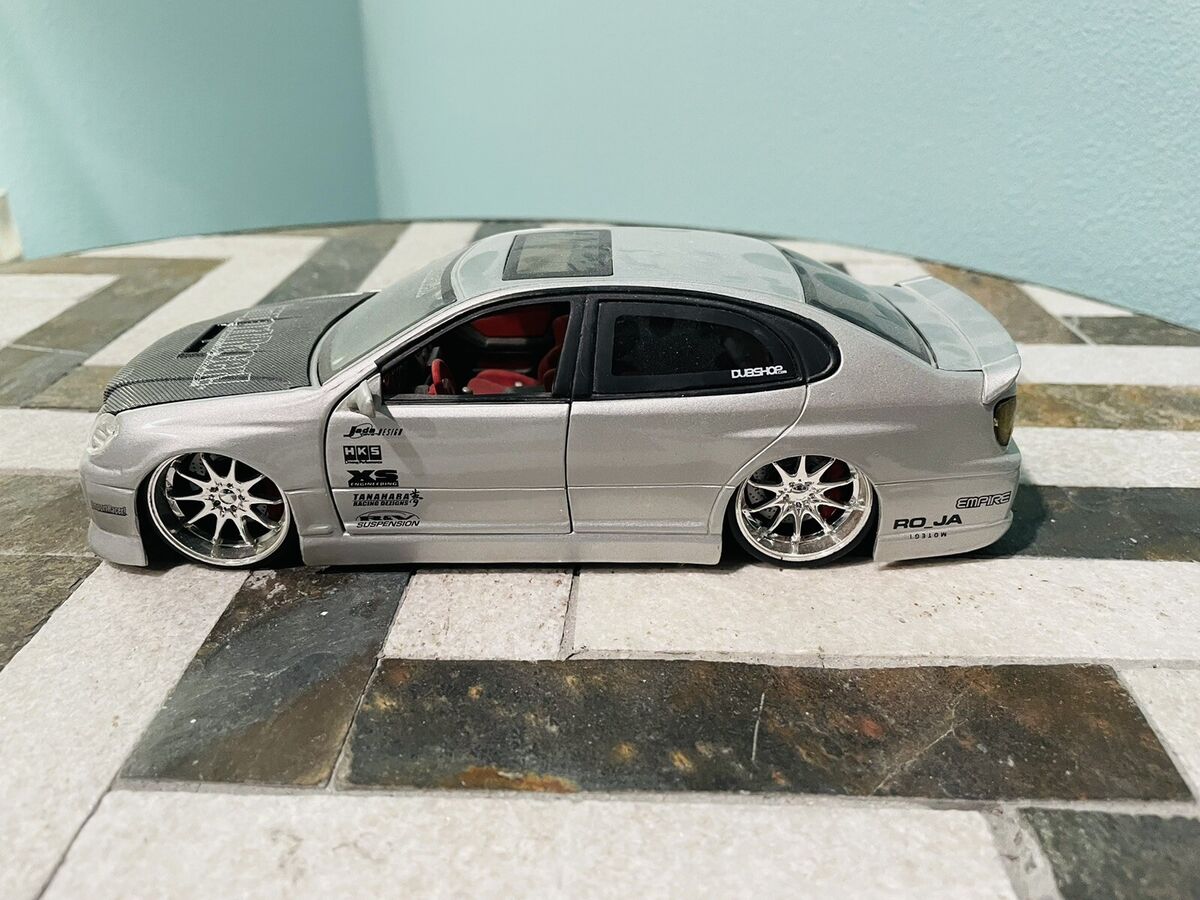 8 8