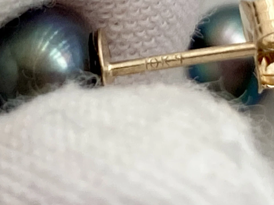 10k Yellow Gold Pearl Earrings Studs Ladies Lovely Vintage - Image 4 of 4