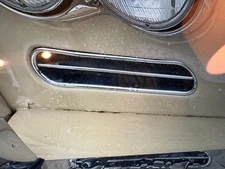 ROLLS ROYCE SILVER CLOUD  FRONT FENDER AIR VENT  L/R  FROM  1955 TO 1965