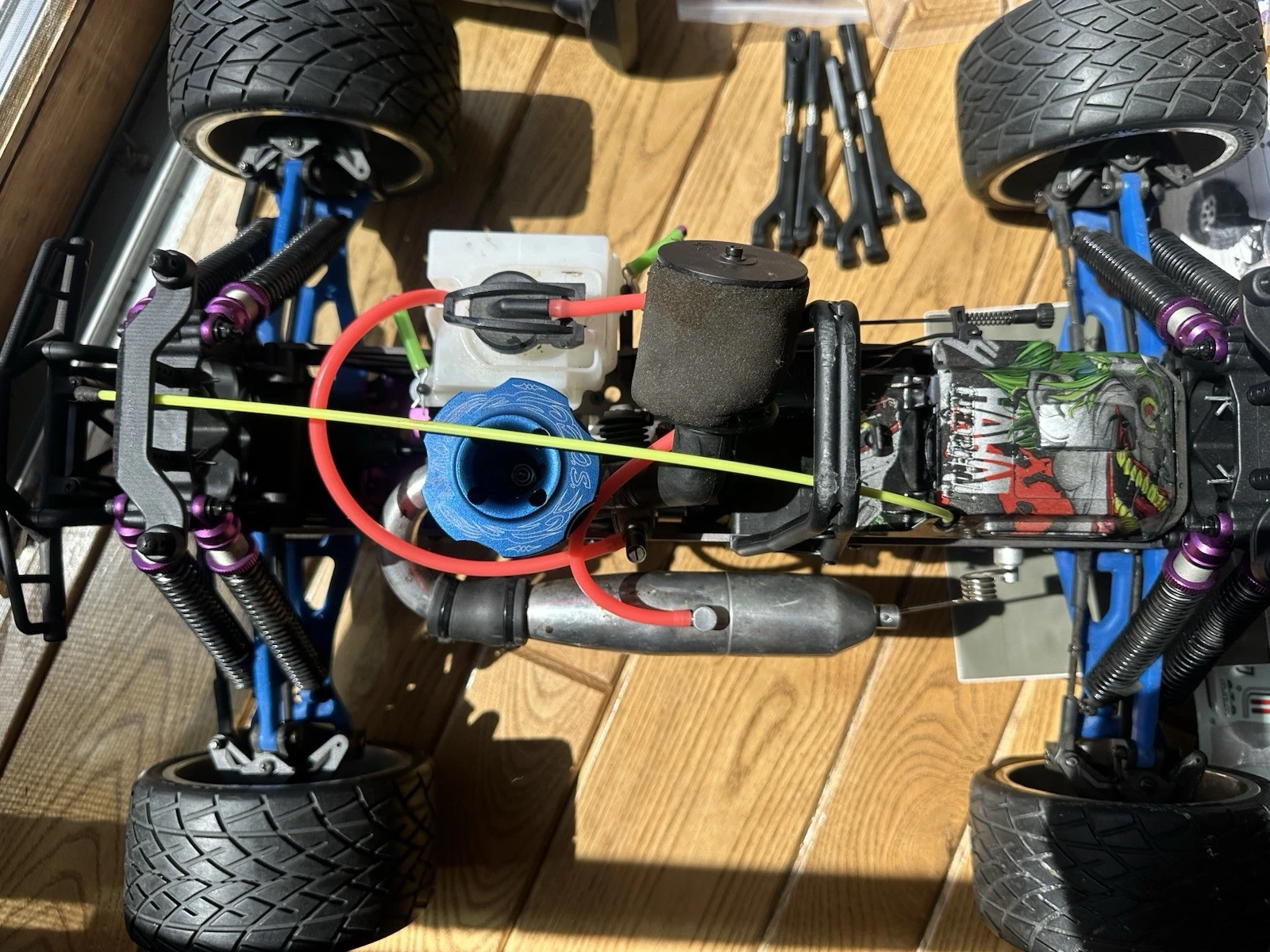 Picture 5 of 24