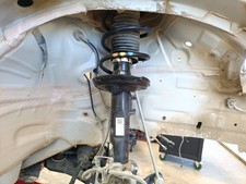 5Q0413031 STOßDÄMPFER VORDERACHSE RECHTS / 196134 FÜR VOLKSWAGEN T-ROC A11, D11