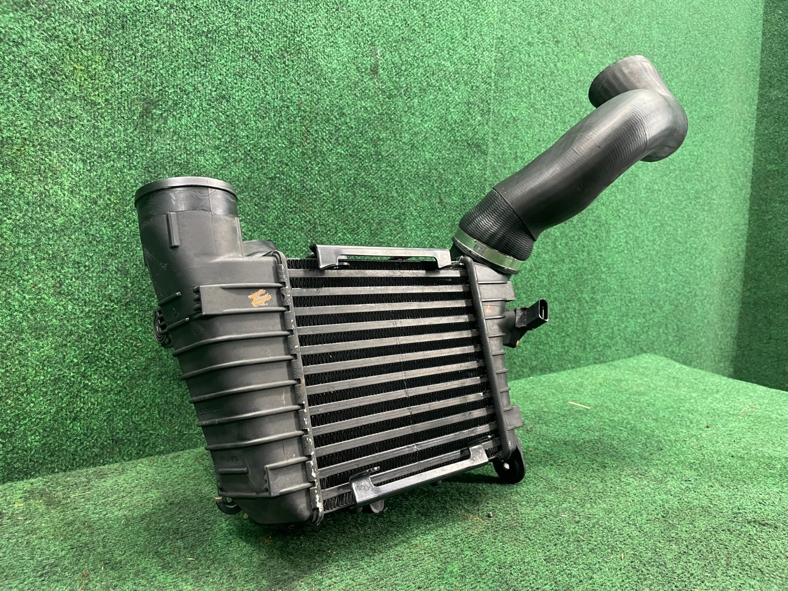🛑 2003-2018 Bentley Continental GTC GT 6.0 Right Turbo Intercooler Radiator OEM