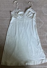 Vanity Fair Size 38 26  /44 White Nylon Full Slip Dress Lace Trims