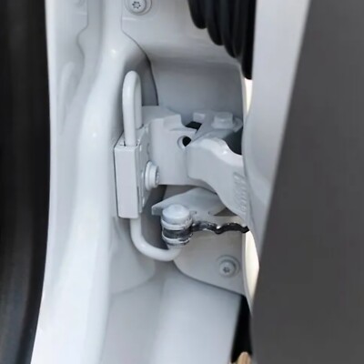VW Volkswagen Transporter T6 Drivers Offside Rear Door Hinge Hinges 2