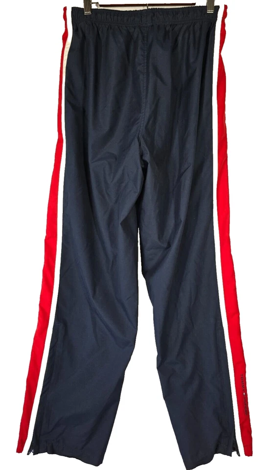 Pantalones deportivos a rayas TOMMY HILFIGER talla M de nailon azul rojo blanco usados en excelente estado Foto 4 de 4
