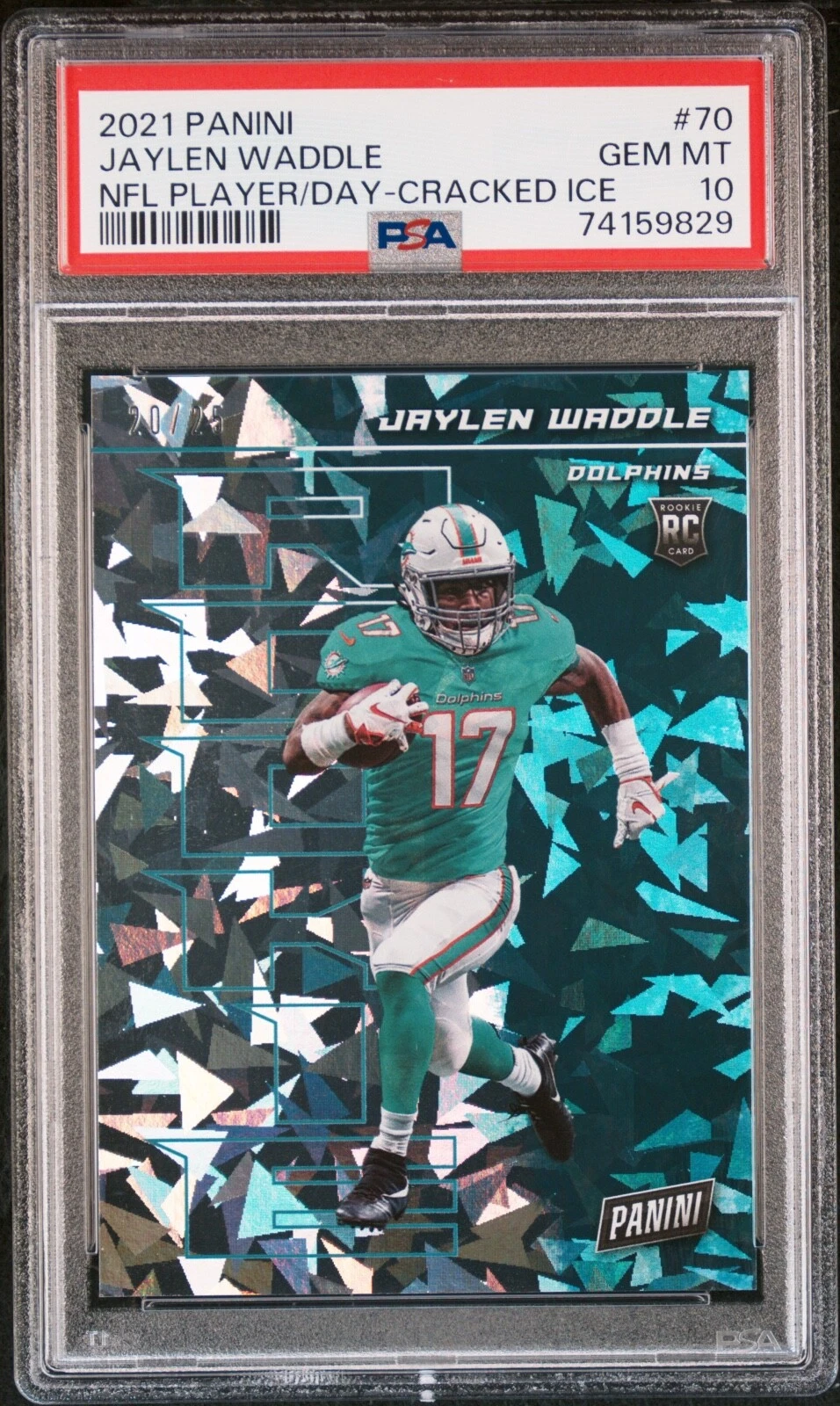 Jaylen Waddle Panini NFL Player of the Day #70 Cracked Ice