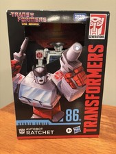 Studio Series 86 - Ratchet - Voyager -  The Transformers  The Movie - 1986