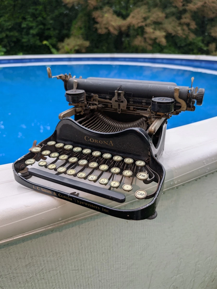 Corona 3 Typewriter Indiana Collectible Typewriters for sale | eBay