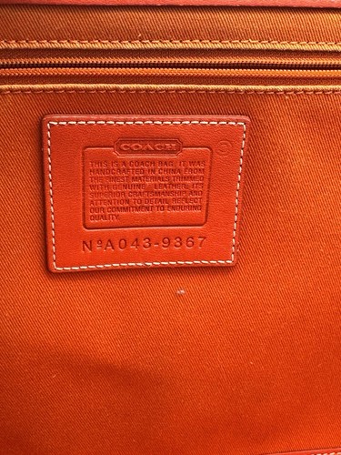 Coach Pink & Red Turnlock Shopper Tote Handbag !! #9367 *RARE* - Picture 16 of 24