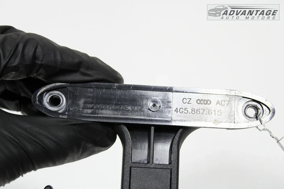 AUDI A6 C7 2005-2018 maletero trasero derecho o izquierdo carga gancho gancho de amarre OEM Foto 4 de 4