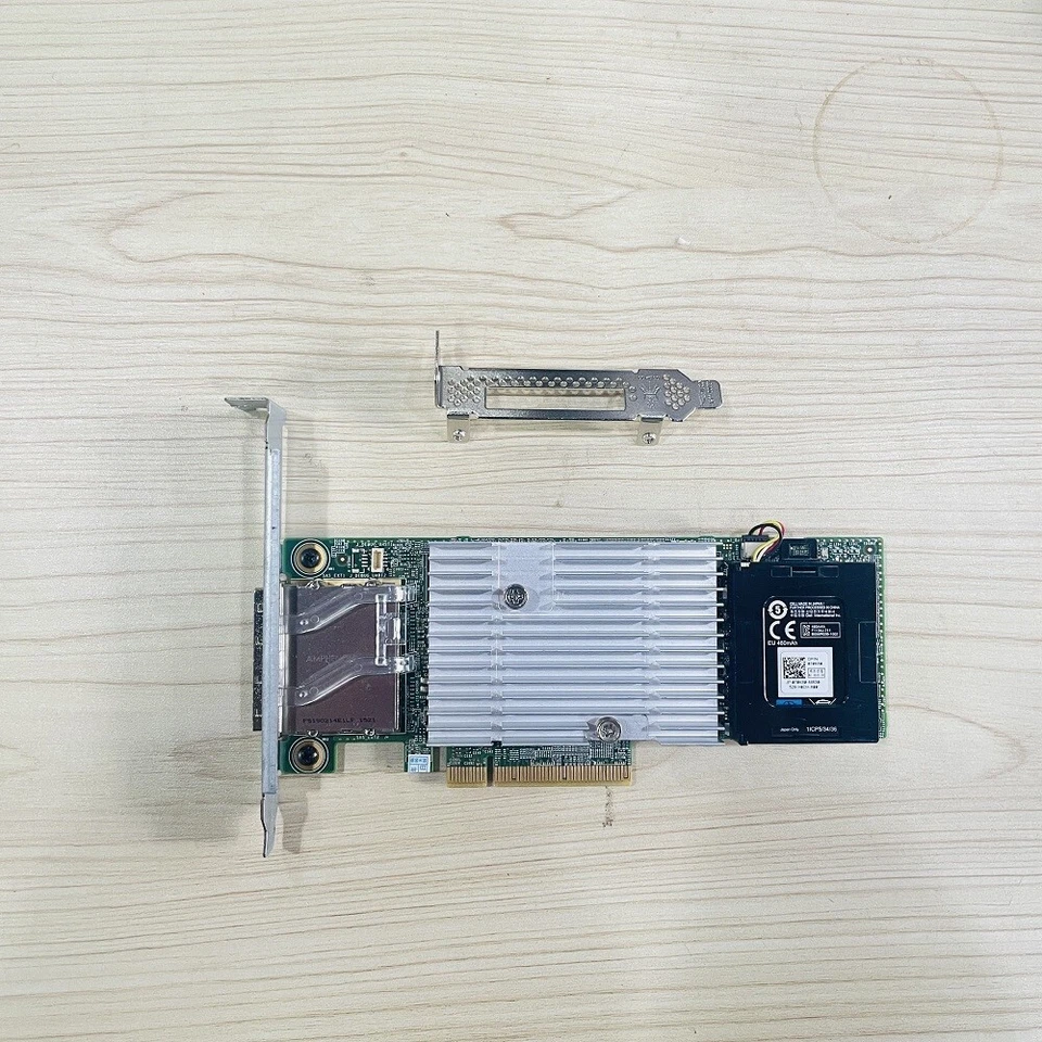 Dell PERC H810 6GB/S PCIe 2.0 SAS RAID controller with 1GB NV Cache Battery - Image 2 of 4