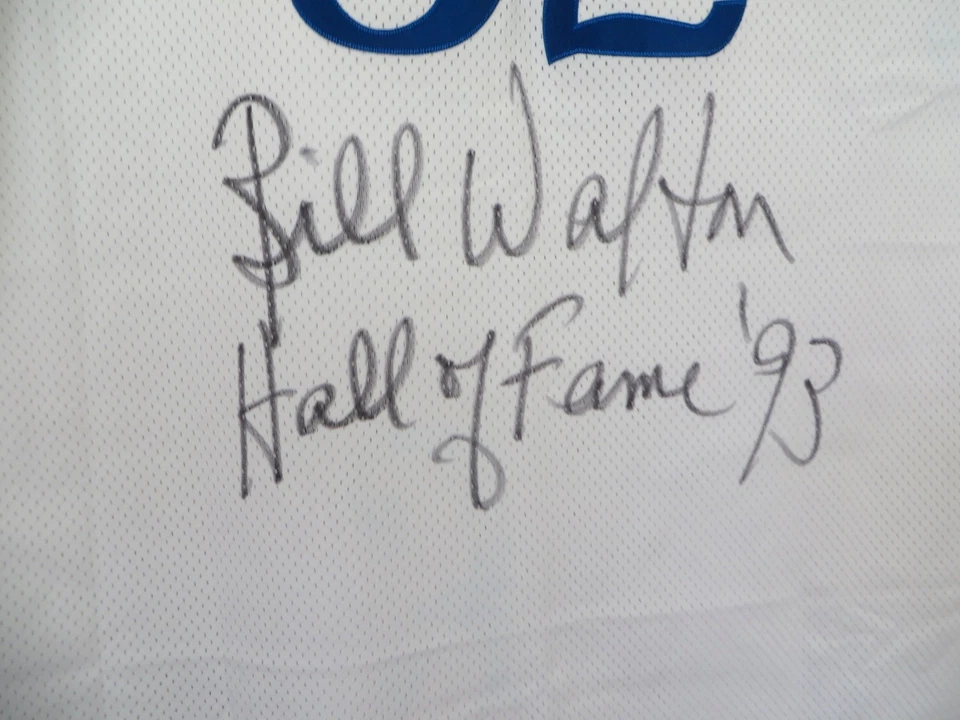 Camiseta Mitchell & Ness auténtica firmada por Bill Walton autógrafo 1984 de los Clippers JSA Foto 2 de 3