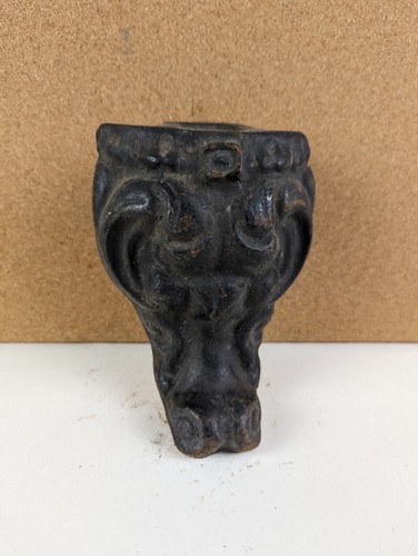 Ornate Antique Cast Iron Foot Tub Stove Foot Leg