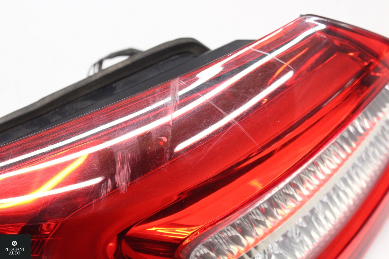 13 - 20 MASERATI QUATTROPORTE M156 LEFT REAR TAIL LAMP BRAKE LIGHT 6700054520
