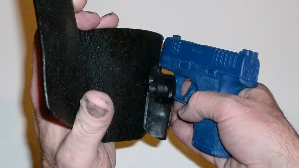 Kevin's Wallet/Pocket Holster - Springfield Hellcat - Image 4 of 4