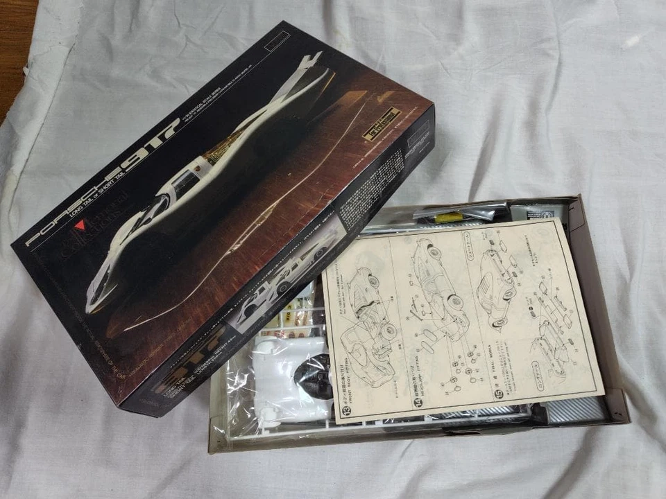 Modellino auto da corsa vintage Union 1/20 Porsche 917 kit in plastica non... - Immagine 2 di 4