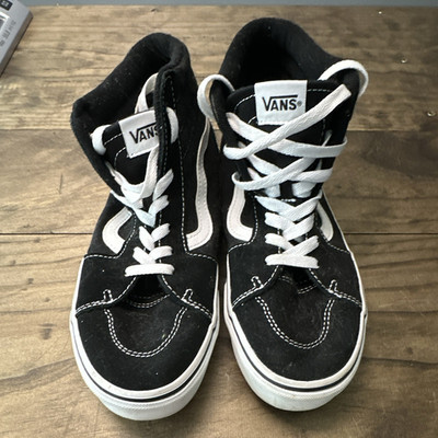 VANS Sk8-Hi Black/White High Top Lace-Up Skate Sneakers Rubber Outsole
