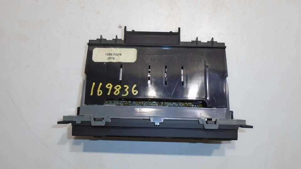 CONTROL DE TEMPERATURA COMPATIBLE CON 98 LINCOLN CONTINENTAL 592502 Foto 2 de 4