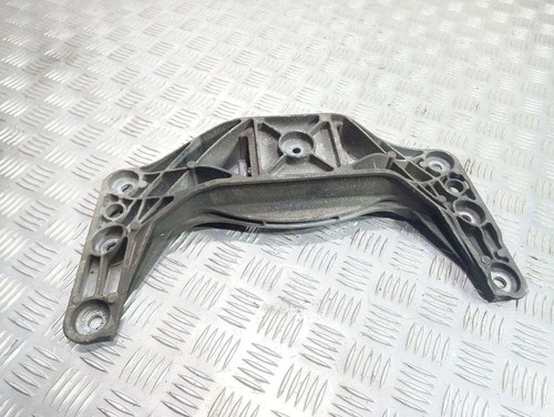 BMW 5 Touring E61 Getriebehalter 6761106 2.50 Diesel 2006 31305082