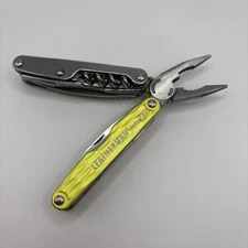 Leatherman Juice XE6 Multi Tool in Moss Green - 14-03