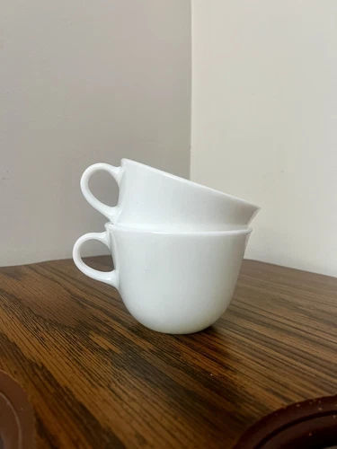 Vintage Set Of 2 Pyrex USA White Milk Glass Coffee Mugs Tea Cups Excellent Cond
