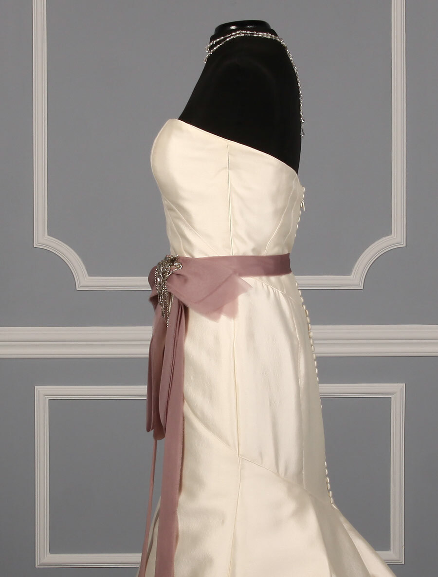 MONIQUE LHUILLIER Marcella Lavender Crystals Formal Bridal  display picture 3