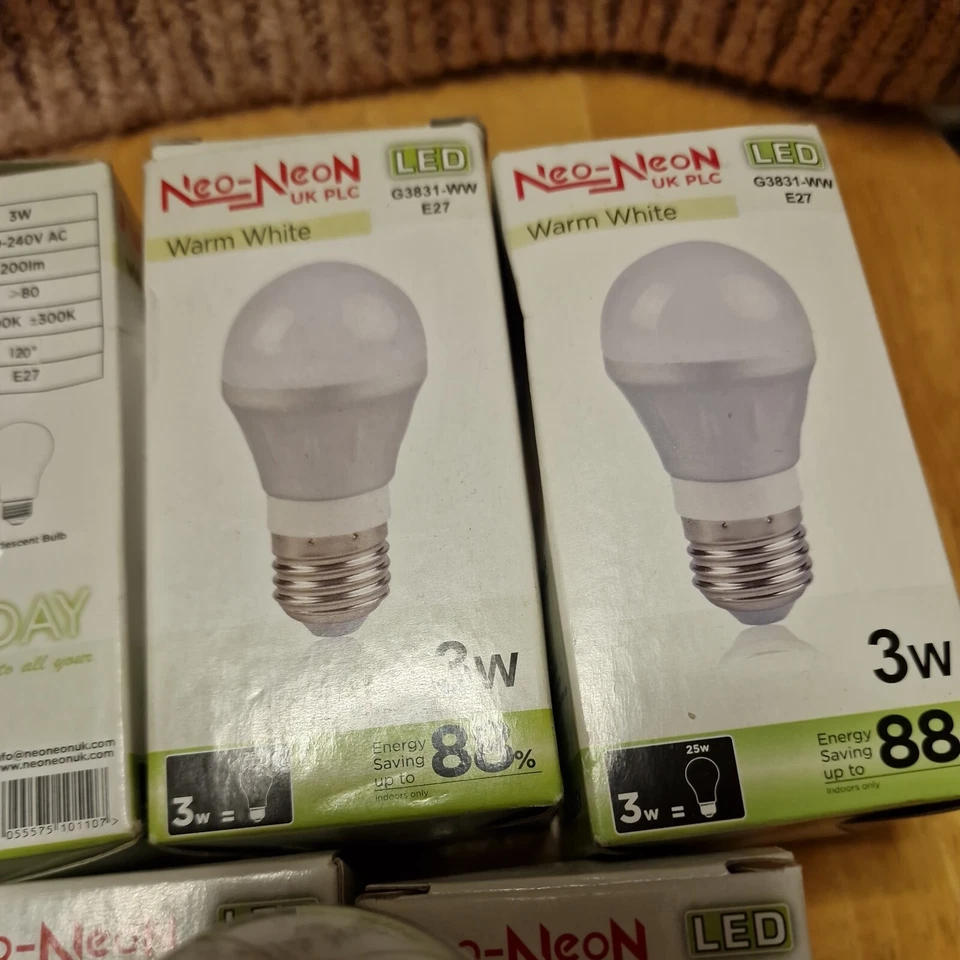 x7 Neo Neon UK LED GLS E27 200LM 3W 3000K DIMMABLE  Frosted Light Bulbs  - Image 4 of 4