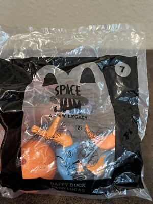 Daffy Duck #7 Space Jam New Legacy Happy Meal Toy McDonalds 2021 SEALED NEW