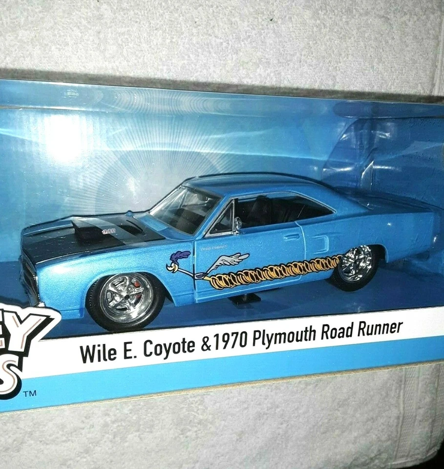 JADA «ХИТРЫЙ E. КОЙОТ И 1970 PLY ROAD RUNNER» НОВЫЙ РЕДКИЙ МАСШТАБ 1:24 ЛИТОЙ АВТОМОБИЛЬ - Изображение 2 из 3