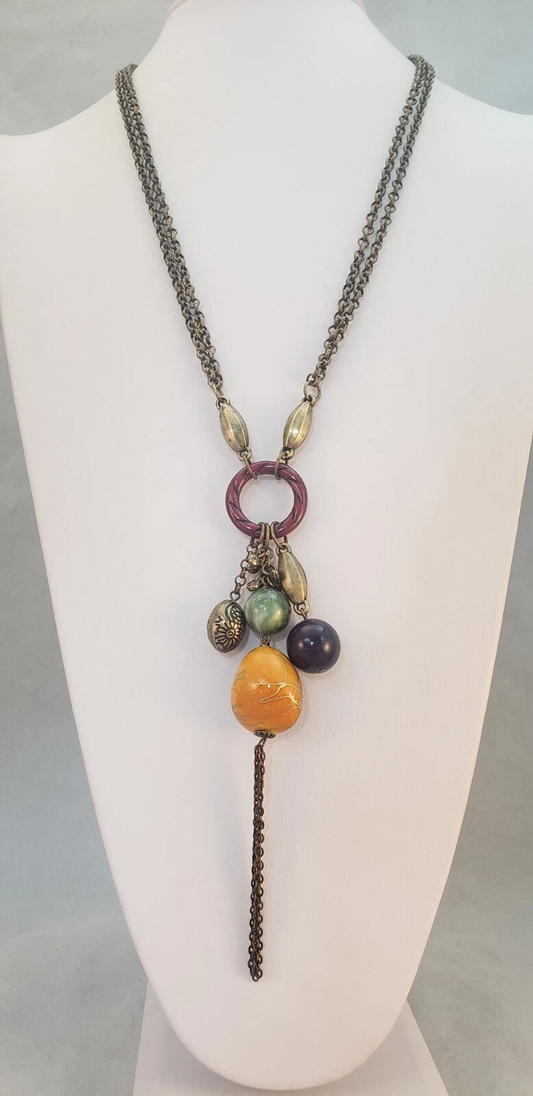 VETEMENTS Collana Lucite Mix Perline Grappolo Nappa Ciondolo Multi Catena Bavaglino Tono Ottone