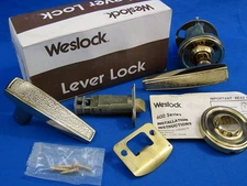 WESLOCK - Polished Brass - Closet Hall Passage Door Lever Set - 6600 TCO 03 x 03