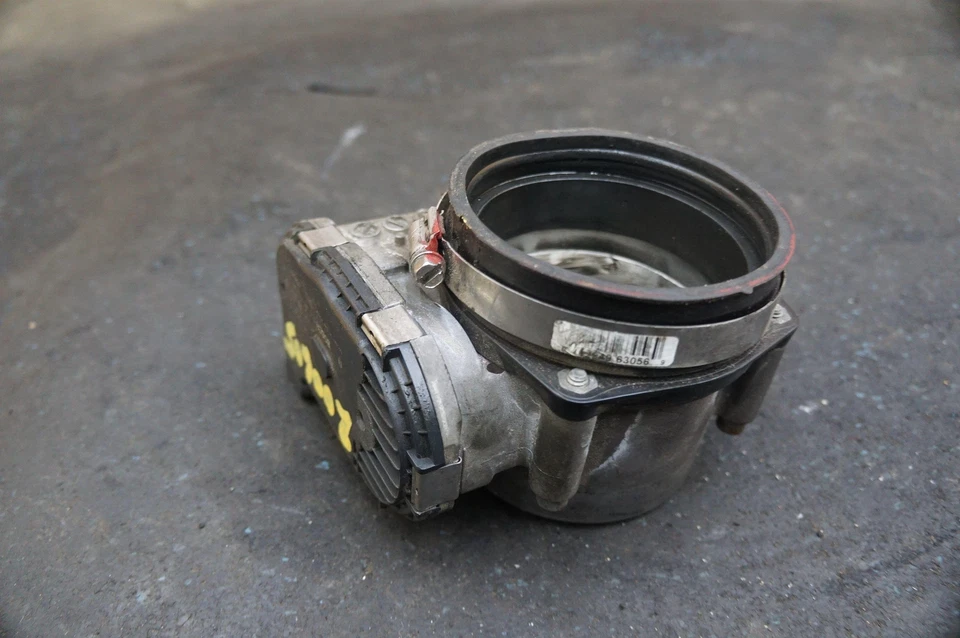 Conjunto de válvula de cuerpo de acelerador 331005 179912 OEM Ferrari 430 458 575M Foto 3 de 4