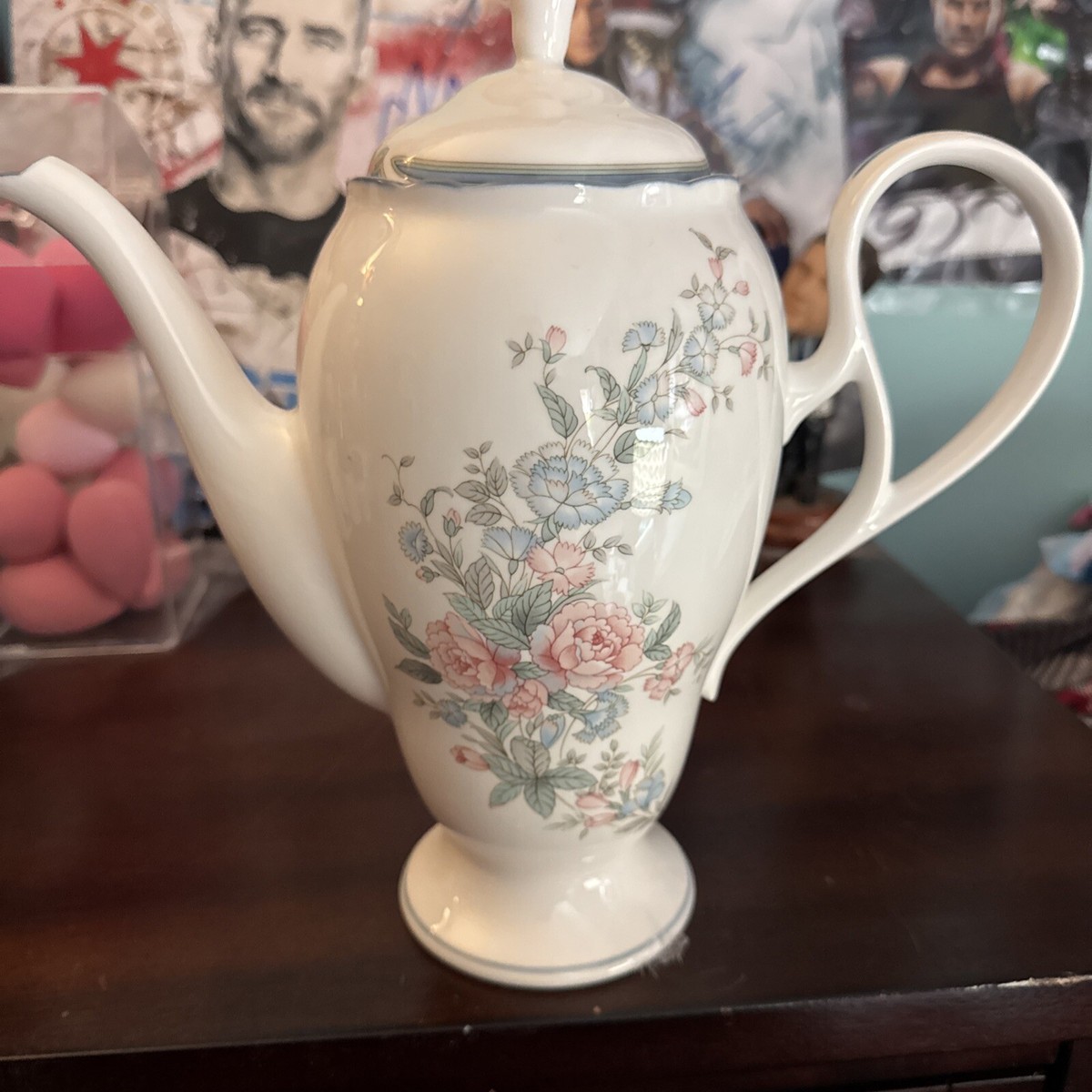 Noritake Oxford 9414 10” China Tea Pot With Lid