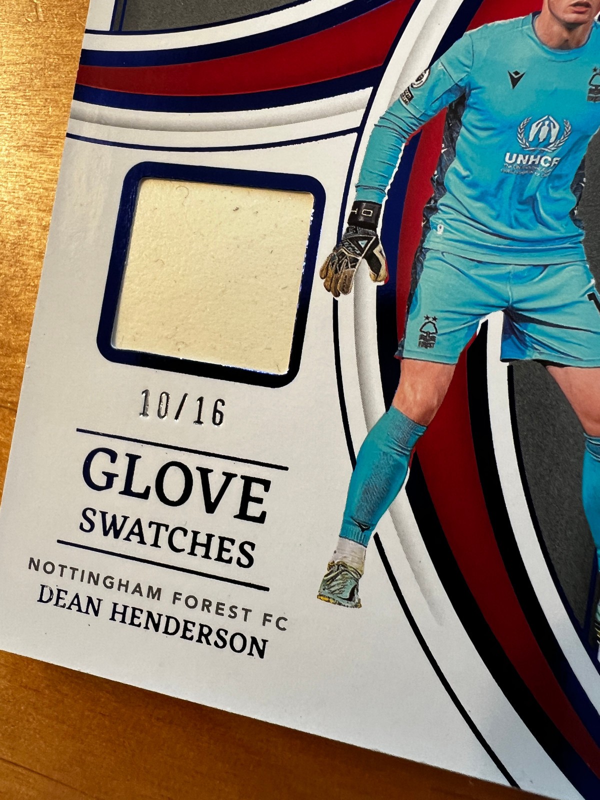 Dean Henderson 22-23 Immaculate Manchester United Match-worn Glove Swatch /16 view 11