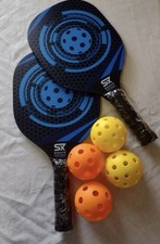 SXHYF PICKLEBALL SET OF 2 PADDLES, 4 BALLS IN CARRY CASE NEW