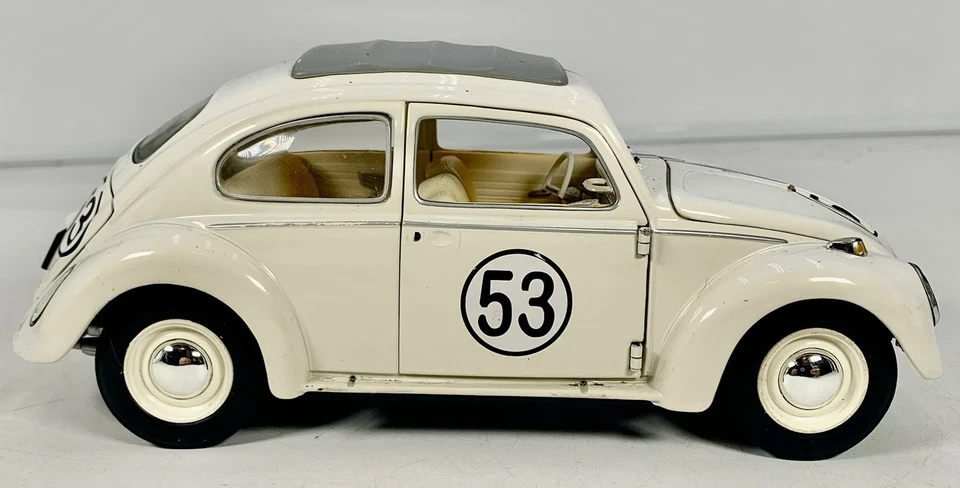 Johnny Lightning #53 2003 Herbie The Love Bug 1/18 diecast Disney VW Beatle 8"" Foto 2 de 4