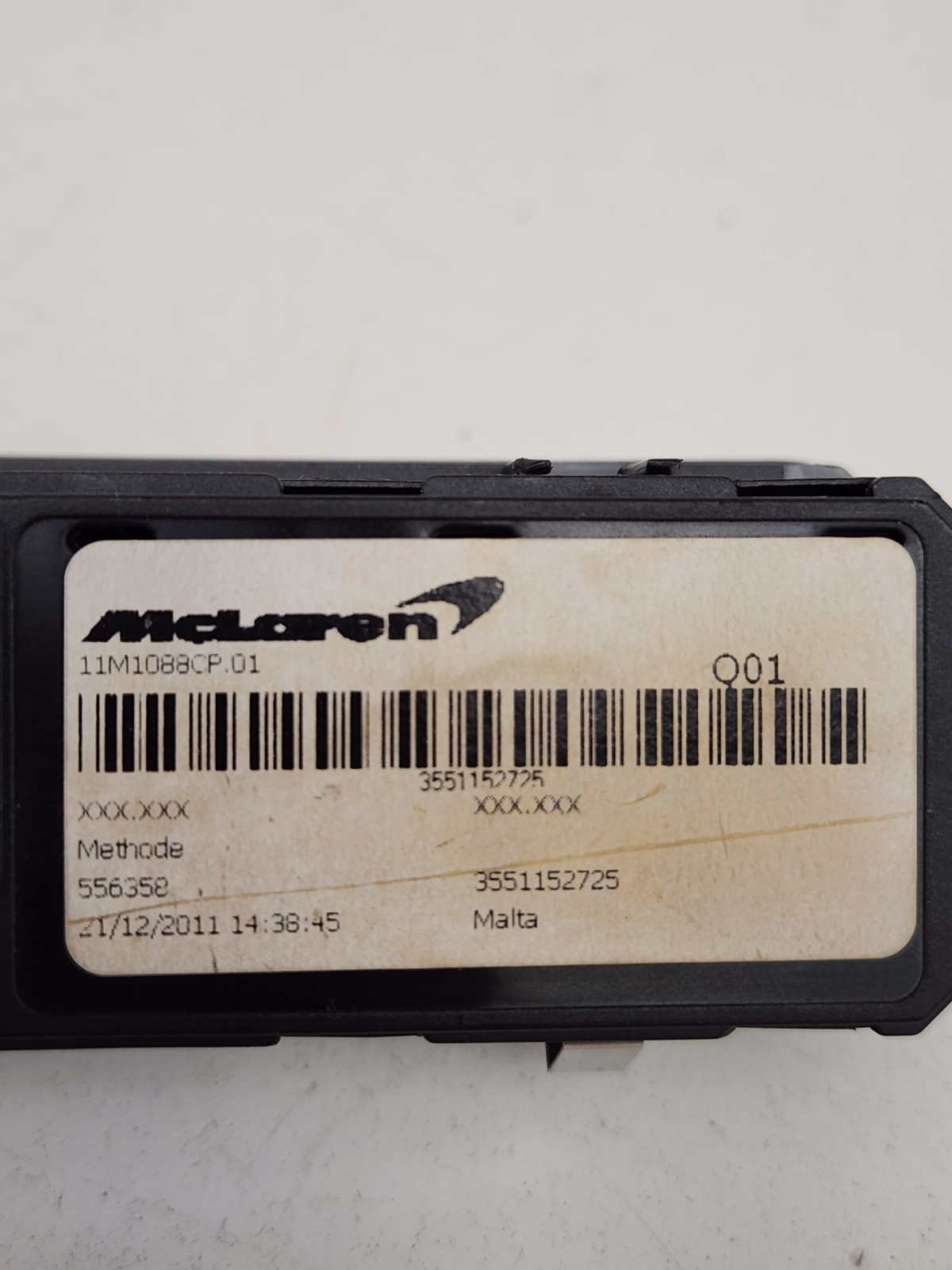 McLaren MP4-12C 2012-2014 Left Button P/N 11M1088CP