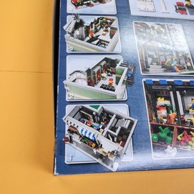 Lego 10185 Green Grocer 2352pcs SEALED