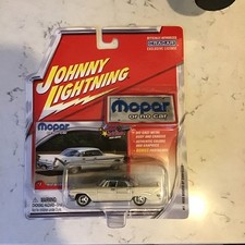 1959 DeSOTO - 1:64 - JOHNNY LIGHTNING Mopar o...