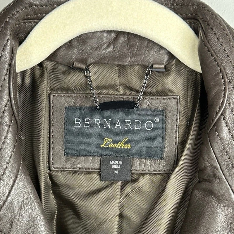 NWOT Bernardo Leather Moto Jacket in Morning Fog Women's Medium - Image 4 of 4