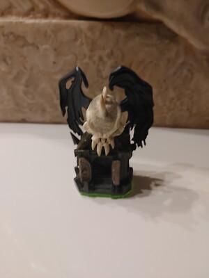 Skylanders Spyro s Adventure Darklight Crypt Figure