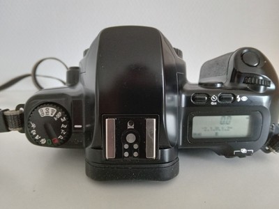 Canon EOS 500 Avec Objectifs 28/80 Et Sigma 70/300 + Sacoche – 1996, état Parfait
