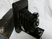Vintage Early 1930s Kodak No. 2A Folding Cartridge Hawk-Eye Model B Camera w Box
