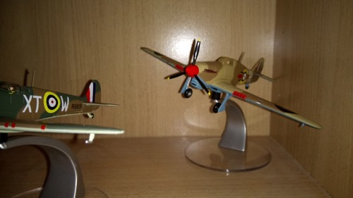 Corgi Aviation Archive 49004 Spitfire MKI Brian Carbury 603 Sqn