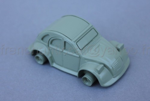 KT voiture 1/43 FERRARI 365 GTB4 1972 collector Heco miniatures resine