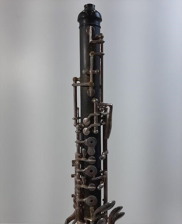 Larilee wood oboe with case. USA. Good but needs fixing up. | eBay