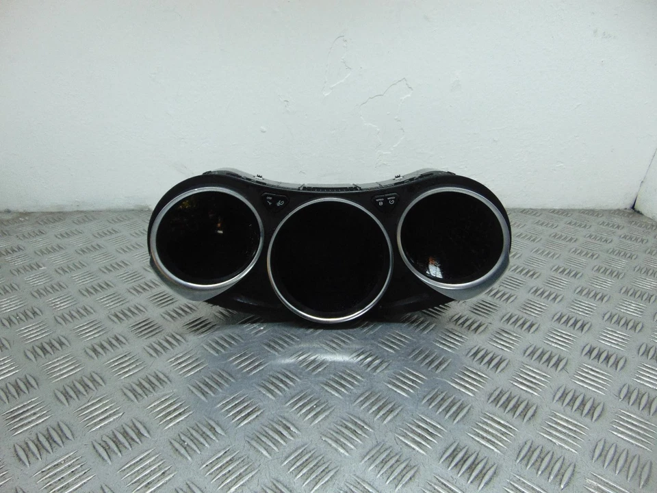 Cuadro de instrumentos velocímetro Citroen DS4 78945 millas MK1 1,6 diésel 2010-2018D Foto 3 de 4