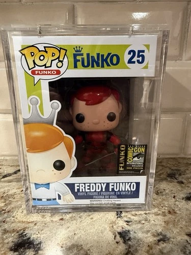 Funko Pop! Freddy Funko Deadpool SDCC Funko Fundays 2014 LE 300