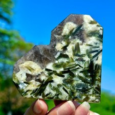 103G Natural Green Verdelite Tourmaline Quartz Crystal Gem Heart-shaped Healing